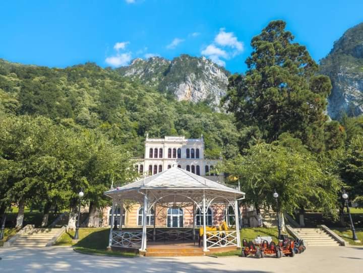 Casa Anne Hotel Baile Herculane Luaran gambar